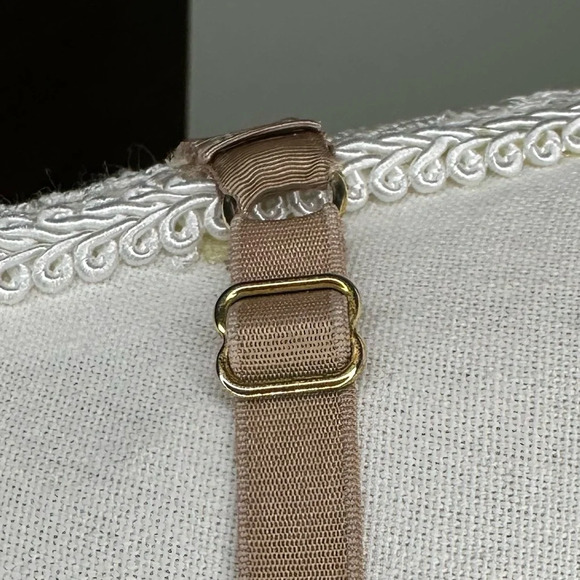 Third Love 24/7 Classic T-Short Bra Sz. 32B in Classic Taupe - Picture 10 of 11